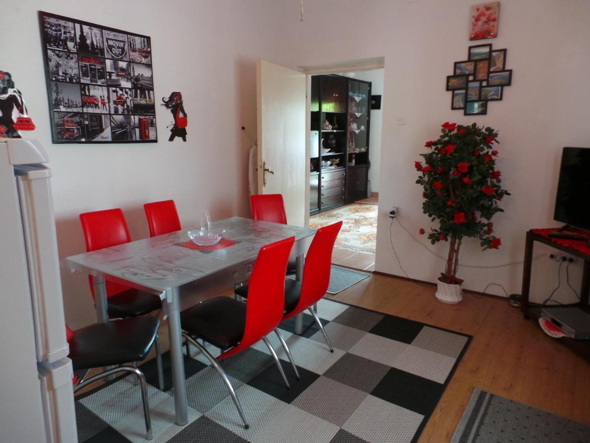 2 L Lägenhet Jablanac Exteriör bild